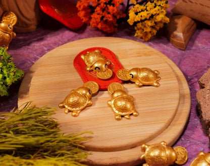 2026 Golden Turtle Charm – Bites onto Luck Never Lets Go