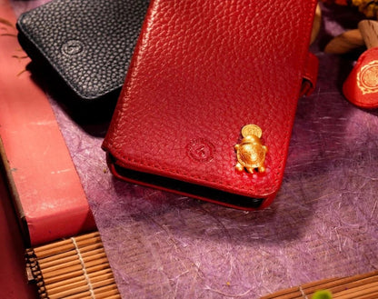2026 Golden Turtle Charm – Bites onto Luck Never Lets Go