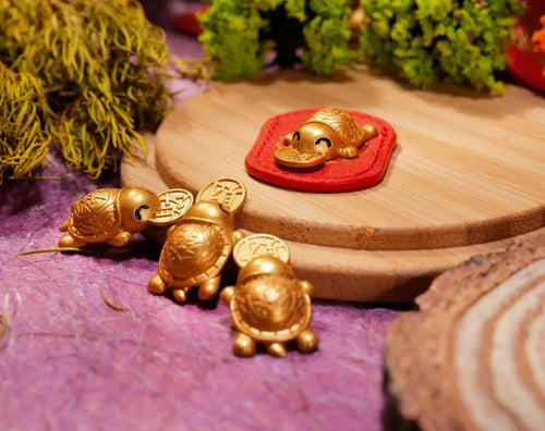 2026 Golden Turtle Charm – Bites onto Luck Never Lets Go